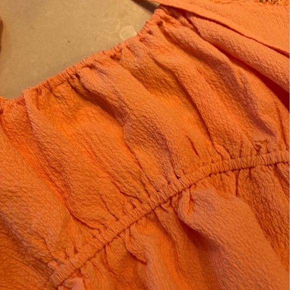 Women’s MNK Top - Picture 6 of 7